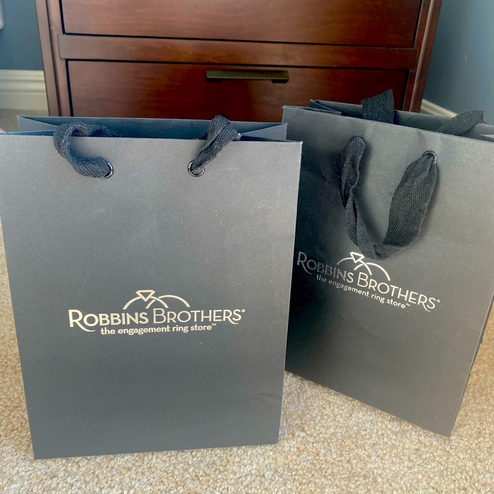 Robins Brothers Engagement Ring Store Gift Bags
